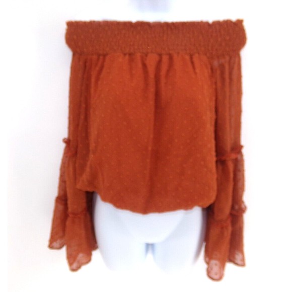 402 &amp; Beyond Tops - 402 & beyond off the shoulder peasant top long sleeve boho size SM